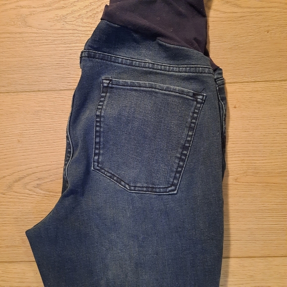 Maternity jeans w/ functional pockets (!) - Picture 3 of 4